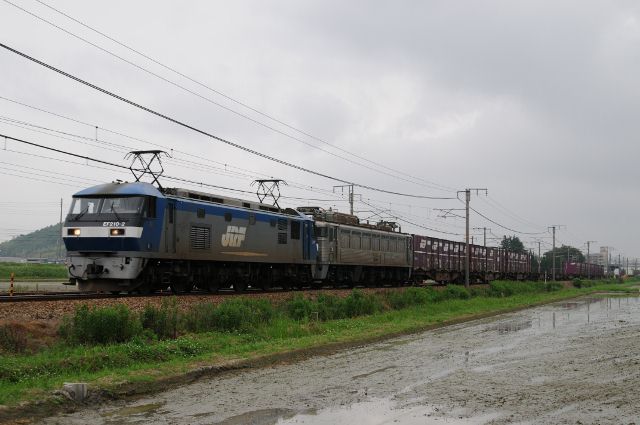 2011.6.10　2077ﾚ　EF210-2+EF81-304 3