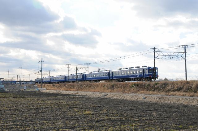 2011.1.31　回9919レ　EF65-1120+12系5両　2