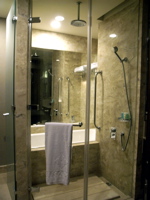 H.ミラマーガーデンバス