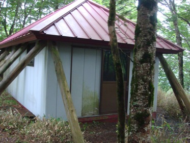 非難小屋