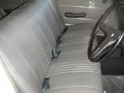 ベンチシートの魅力って何でしょう 食う 遊ぶ ﾁｮｯﾄだけ仕事 そして愛車との日々 楽天ブログ