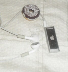 イヤホン巻取りホルダー