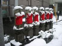18-01-21　雪地蔵 001.JPG