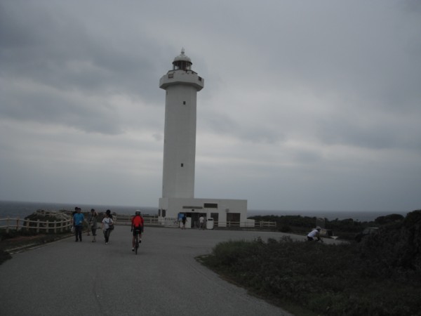 東平安名崎灯台
