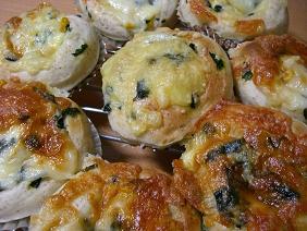 【わかめぇ～パン】