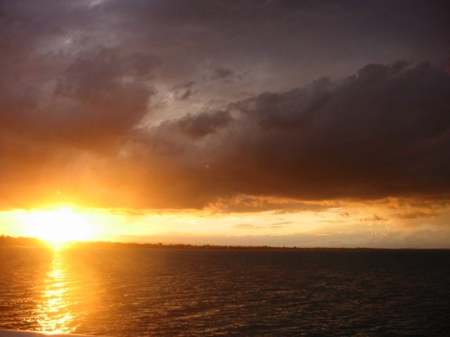 桟橋の夕日.jpg