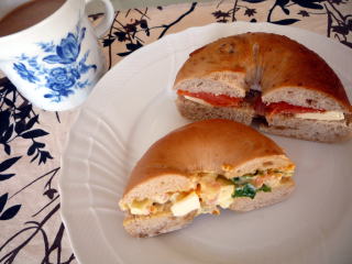 090113bagel1.jpg