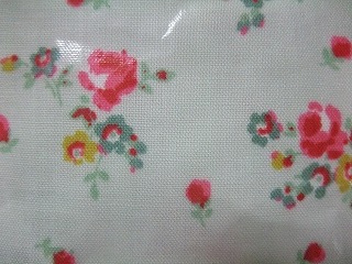 キャス・キッドソン　オイルクロス　生地薄い