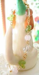 ﾛｰｽﾞｸｫｰﾂ、水晶、ペリドット