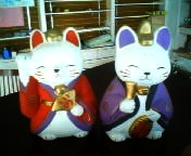 200703011423    ひな祭り猫２.jpg