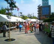 200809141412   あかりチンドン.jpg