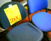 200711201631   椅子￥２００.jpg