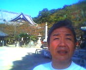 200710211241 本殿の前で.jpg
