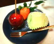 200712191842   リンゴあめ.jpg
