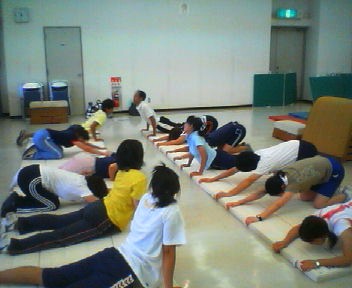 200707291032    マット運動.jpg