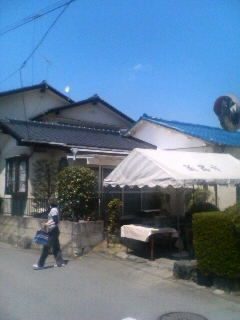 民家の庭.JPG
