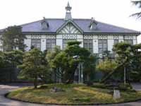 奈良女子大学記念館02.jpg