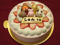 誕生日・イチゴムースケーキ(7).jpg
