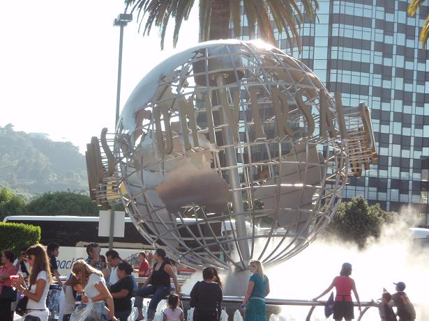 Universal.JPG