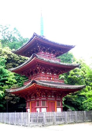 霊山寺・三重塔.JPG