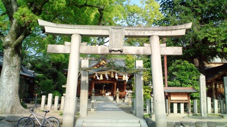 梶無 神社 (2).jpg