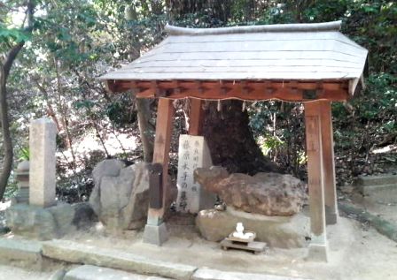 杜本神社・藤原永手墓.JPG