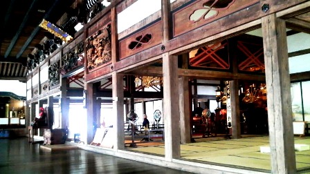 016雲洞庵・本堂内部.JPG