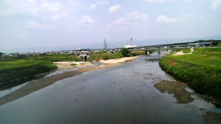 富雄川と大和川の合流点.JPG