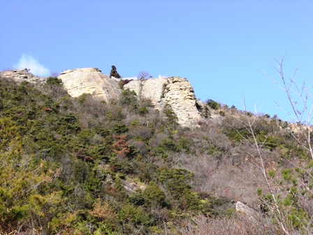 高御位山頂上の岩山（小）CIMG5022.jpg