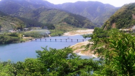 三里（深木）沈下橋.JPG