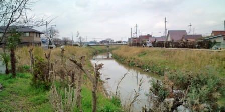 平城京西市船着場跡付近・秋篠川.JPG