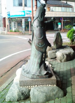 05奴奈川姫像 ｂ.jpg