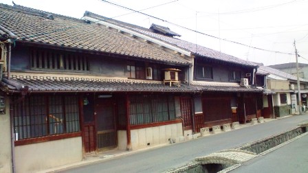 大和郡山市街・紺屋通り (3).JPG