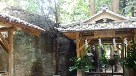 14天乃石立神社 (5).JPG