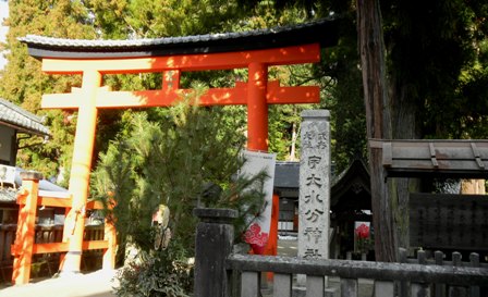 37宇太水分神社（中社）.JPG