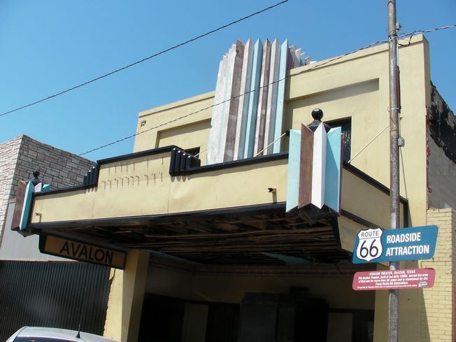 047avalontheater.jpg