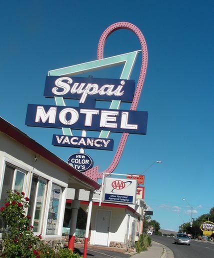 340supaimotel.jpg