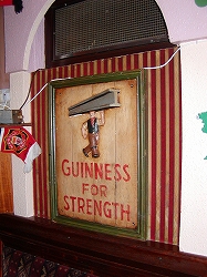 アイリッシュパブの中