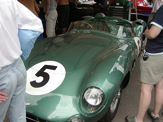 クラッシックカーですよね？