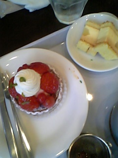 070413_cake_ichigo.jpg