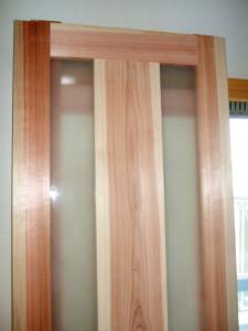 マンション杉の建具取付