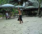 ﾌｧｲﾌｧｲﾀﾞﾝｽ