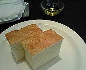 アクアドゥーエ パン