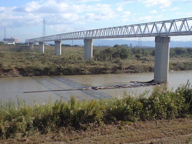 流れた流れ橋