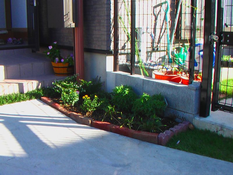 2005年10月頃の玄関前