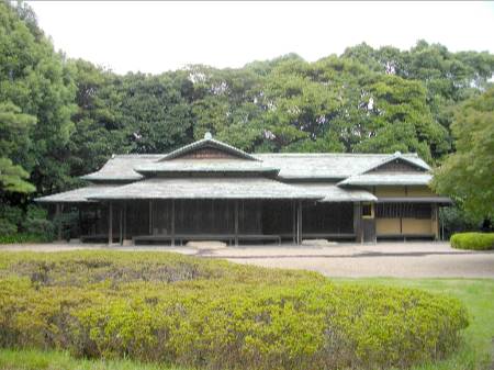 江戸城二の丸庭園諏訪の茶屋.JPG