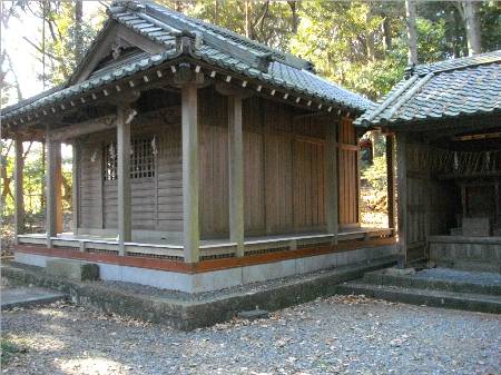 朝日山城朝日稲荷神社社殿2.JPG