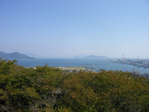 亀居城瀬戸内海 (500x375).jpg