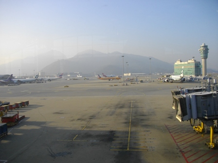 香港国際空港1.JPG