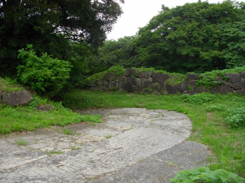 名護屋城搦め手虎口 (500x375).jpg